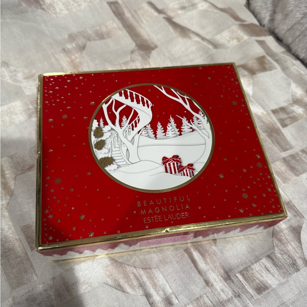 Estee Lauder Beautiful Magnolia Festive Red Gift Box - Picture 2 of 3